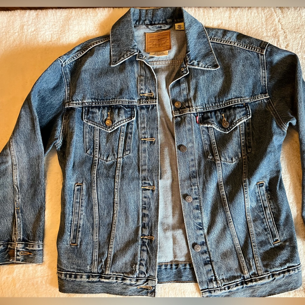 Levi’s Small Women’s Denim Jacket